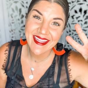 Meet your Posher, Billie